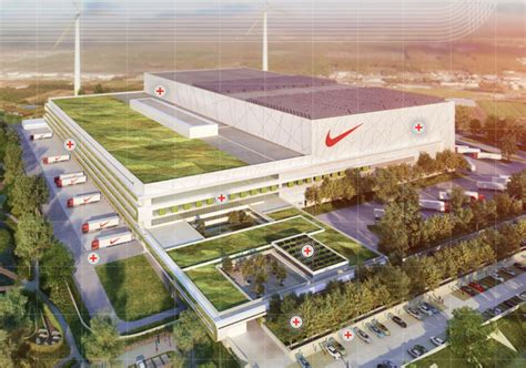 where is nike distribution center - where are nike manufacturers located.